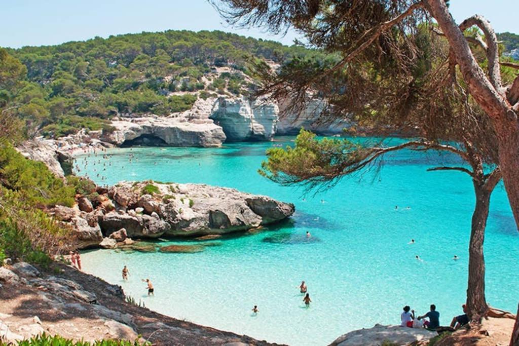 شقة Miravent Terraza Y Jardin Frente Al Mar Menorca فورنيلس المظهر الخارجي الصورة