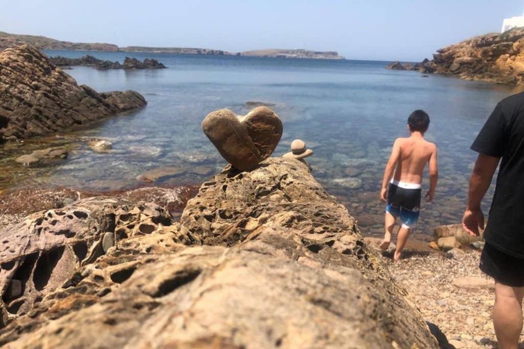 شقة Miravent Terraza Y Jardin Frente Al Mar Menorca فورنيلس المظهر الخارجي الصورة