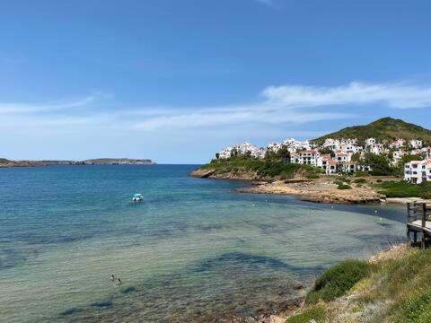 شقة Miravent Terraza Y Jardin Frente Al Mar Menorca فورنيلس المظهر الخارجي الصورة